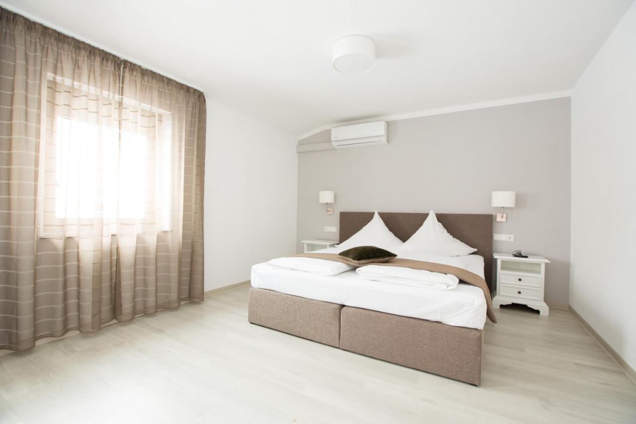 Boutiquehotel Goldhahn Bio Sport & Wellness Aalen Buitenkant foto