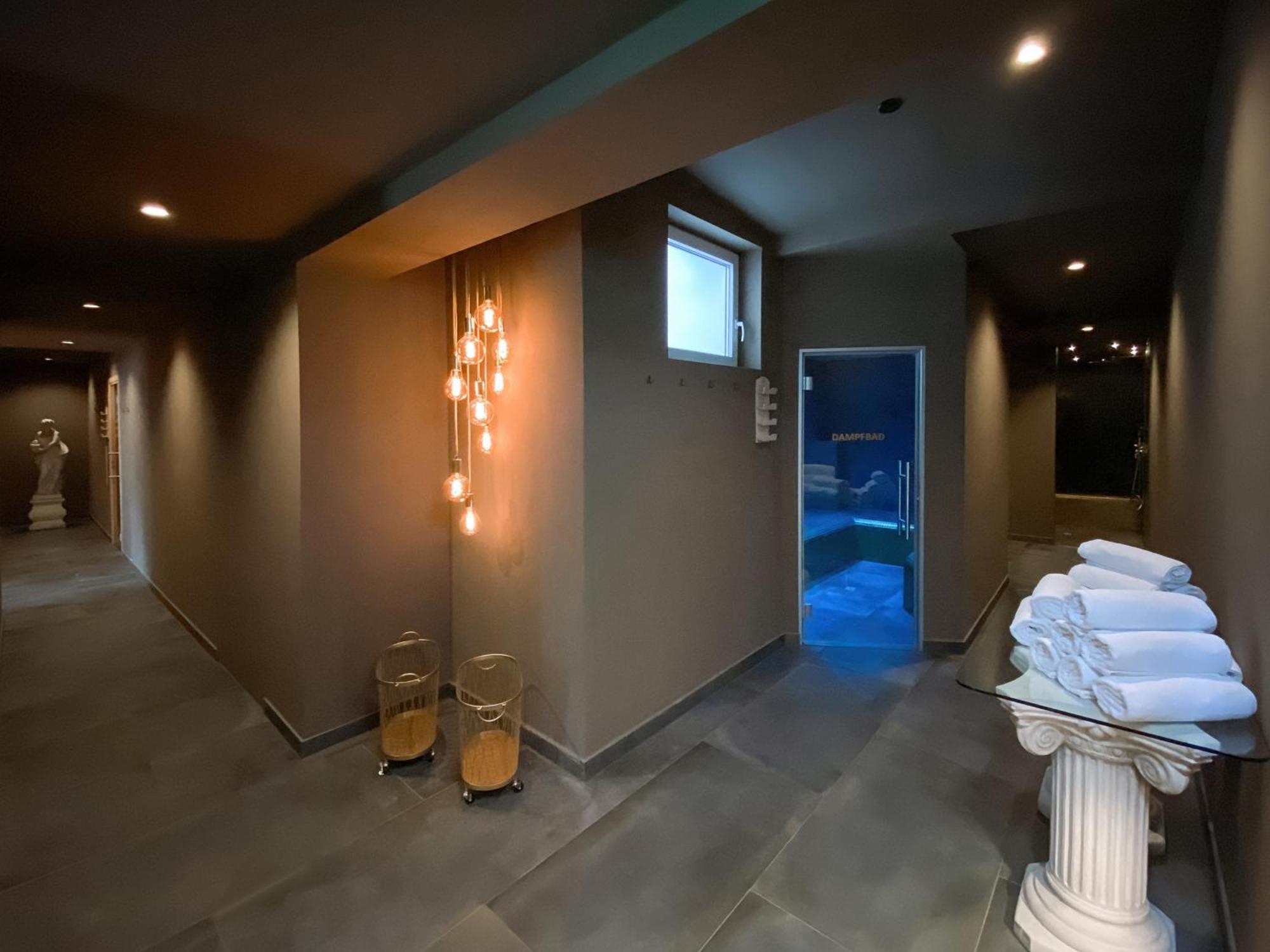 Boutiquehotel Goldhahn Bio Sport & Wellness Aalen Buitenkant foto
