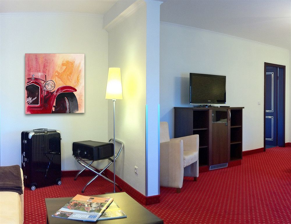Boutiquehotel Goldhahn Bio Sport & Wellness Aalen Buitenkant foto
